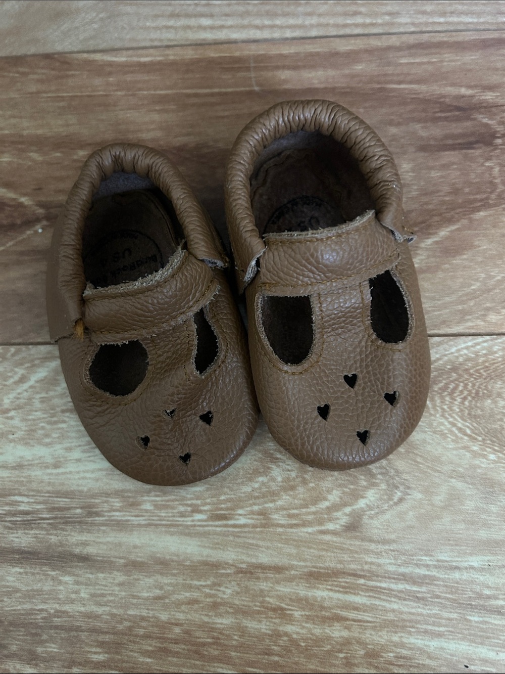 Bird rock Baby Brown Heart Shoes
